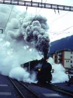 RhB Dampfextra-GmP 3032 von Davos-Platz nach Landquart vom 25.08.1995 bei Bereitstellung in Davos-Platz mit Dampflok G 4/5 107.