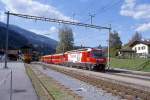 RhB Schnellzug 55 von Landquart nach Davos-Platz vom 17.10.1998 Einfahrt Kblis mit E-Lok Ge 4/4III 645 - D 4214 - A - B - B - B - AB - B 2247 - B 2245.
