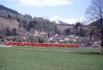 RhB Schnellzug 61 von Landquart nach Davos-Platz vom 25.04.1992 kurz nach Schiers mit E-Lok Ge 4/4II 633 - D - B - B - B - A.