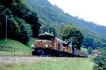 RhB Extra-GmP 3033 fr GRAUBNDEN TOURS von Landquart nach Davos Platz am 28.08.1997 kurz vor Furna mit E-Lok Ge 6/6 I 411 - Ge 6/6 I 414 - B 2246 - B 2247 - D 4052I - Gb 5032 - E 6623 - Kk 7052. Hinweis: Lok Ge 6/6 I 411 nach Unfall am 09.02.2000a, zur Zeit als Leihgabe in Mnchen im Deutschen Museum.
