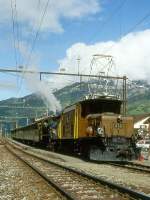 RhB Dampfzug 3031 fr Dampffreunde der RhB von Landquart nach Davos Platz am 09.05.1999 in Schiers mit Vorspann-E-Lok Ge 6/6 I 414 - G 4/5 107 - B 2245 - B 2246 - D 4052II -B 2060 - C  2012 - A