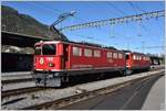 Ge 6/6 II 705  Pontresina/Puntraschigna  mit Ge 6(6 II 702  Curia  im Schlepp fährt in Landquart ein.