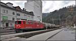 Ge 6/6 II 706  Disentis/Mustér  mit Güterzug in Grüsch.