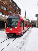 RhB__Bf.'Davos Platz'. Tw 3142 [ABe 4/16 «Capricorn» Flügeltriebzug als Regional-Triebzug (RTZ)]__24-02-2024