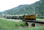 RhB Extrazug fr GRAUBNDEN TOURS 3238 von Disentis nach Landquart vom 30.08.1997 kurz nach Tavanasa mit E-Lok-Oldtimer Ge 2/4 222 - B 2247 - B 2246 - D 4052I.