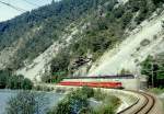 RhB REGIONALZUG 240 von Disentis nach Chur am 03.09.1997 in der Rheinschlucht kurz vor Trin mit E-Lok Ge 4/4II 617 - D 4226 - A 1242 - B 2371 - B 2381 - B 2427.
