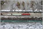Valserwasserzug mit Ge 4/4 I 607  Surselva  unterwegs bei Trin am Vorderrhein. (22.12.2010)