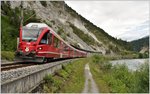 RE1758 von Ilanz nach Chur mit ABe 4/16 3102 oberhalb Trin. (25.07.2016)