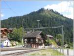 Die Bergspitze hinter dem Bahnhof Langwies heisst Rongg und von dort oben sind die andern vier Fotos geschossen worden.