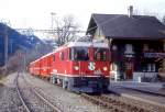 RhB Regionalzug 635 von Chur nach Arosa am 29.11.1997 in Peist mit E-Lok Ge 4/4II 633 - D 4213 - B 2427 - B 2374 - AB 1566 - A 1269 - A 1227.