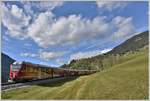 IR1145 mit dem Steuerwagen 57801 am Zugschluss oberhalb Bergün auf der Fahrt nach St.Moritz.