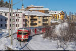 RhB Vorortspendel mit Be 4/4 514 als Ersatzzug für einen RE Landquart - St. Moritz auf dem Abschnitt Samedan - St. Moritz am 16. Januar 2021 in Samedan.