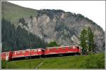 Schon eher eine Seltenheit ist die Doppeltraktion mit zwei Ge 4/4 I an einem Regionalexpress. RE1152 mit Ge 4/4 I 605  Silvretta  und 610  Viamala  oberhalb Bergün. (31.05.2015)