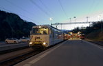 Ge 4/4 III 643  Vals  beim Lokführerwechsel mit dem RE 1169 (Chur - St.Moritz) in Filisur.