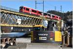 S1 1514 mit ABe 4/16 3105 auf der Hinterrheinbrücke bei Reichenau-Tamins.