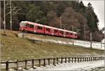 S2 1562 nach Chur mit Allegra ABe 4/16 3101 bei der Verzweigung Oberland/Albula in Reichenau-Tamins. (16.01.2018)