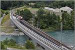S1 3512 mit ABe 4/16 3105 wechselt die Spur vor den Hinterrheinbrücken in Reichenau-Tamins.