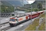 IR1128 St.Moritz - Chur mit Ge 4/4 III 641  Maienfeld  am Zugschluss fährt in Reichenau-Tamins ein. (23.07.2020)