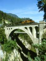 RhB Extrazug von Landquart nach Filisur am 04.07.1999 auf Soliser Viadukt mit E-Lok Ge 6/6 I 414 - B 2245 - B 2246 - B 2060 - C 2012 - D 4052II.