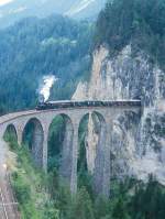 RhB Dampf-GmP 3534 von Samedan nach Landquart am 27.08.2000 auf Landwasserviadukt zwischen Filisur und Alvaneu mit Dampflok G 3/4 1 - B 2246 - D 4052II - B 2060 - C 2012 - Gbkv 5565 - Gbkv 5575.