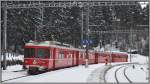 Die S2 1561 mit Be 4/4 511 verl�sst Reichenau-Tamins Richtung Thusis.