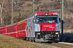 Ge 4/4 III 650 fährt mit einem RE aus Chur nach St.Moritz in Bonaduz vorbei.Bild vom 16.12.2016