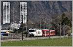 IR1140 von St.Moritz mit Ge 4/4 III 643  Vals  zwischen Felsberg und Chur West. (15.03.2020)