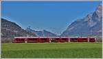 S1 1519 mit ABe 4/16 3103 nach Rhäzüns zwischen Igis und Zizers. Im Hintergrund der Fläscher Berg mit dem Regitzer Spitz 1135m und ganz hinten die Kreuzberge im Alpstein. (18.03.2020)