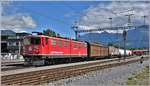 5135 mit Ge 6/6 II 703  St.Moritz  in Untervaz-Trimmis.