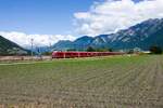 ABe 8/12 Allegra mit IR38 zwischen Chur West und Felsberg am 6.6.2026