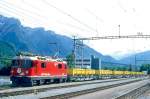 RhB Extra-Gterzug 6013 von Untervaz nach Klosters am 17.05.1994 in Untervaz mit E-Lok Ge 4/4 II 626 - Rw 8380 - Rw 8386 - Rw 8384 - Rw 8376 - Rw 8379 - Rw 8381 - Rw 8371.
