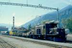 RhB Gterzug 4532 von Samedan nach Landquart am 06.09.1994 Einfahrt Untervaz mit E-Lok Ge 6/6 I 411 - Kkw 7344 - Rp 8222 - Xm 2/2 9917 - Xk 9008 Kk 7088 - Uce 8010 - Uce 8032 - Uce 8095 - Uce 8071 -