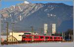 S2 1566 mit Allegra 3102 bei Chur West. (11.02.2015)