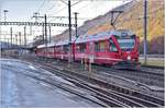 S1 1515 nach Rhäzüns mit ABe 4/16 3103 in Felsberg.