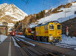   Der RhB (Rhätische Bahn) Xmf 6/6 24401, ex 92020, ein Fahrleitungsturmwagen vom Typ Plasser & Theurer MTW 100.160 fährt am 20.02.2017 vom Bahnhof Alp Grüm (2.091 m ü.