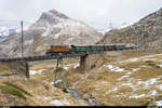 FairFotoFahrt am 10. Oktober 2020 mit dem Bernina-Krokodil Ge 4/4 182.<br>
Der Fotozug auf der  Wildwest-Brücke  zwischen Ospizio Bernina und Bernina Lagalb.