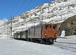 Ge 4/4 81 (BC) Erste Fahrt in eigener Kraft über den Bernina-Pass.
Die Ge 4/4 81 mit Baujahr 1916 der CHEMIN DE FER TOURISTIQUE BLONAY CHAMBY (BC), ehemals Bernina-Bahn (BB), am 13. Februar 2022 in ihrer ehemaligen Bergwelt unterwegs wie vor 106 Jahren.
Es handelt sich um die einst stärkste Gleichstromlok der Schweiz.
Ospizio Bernina ist mit über 2253 m.ü.M. der höchstgelegene Bahnhof der Rhätischen Bahn (RhB).
Foto: Walter Ruetsch 