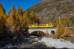 RhB ABe 4/4 I 34 & 30 / Rosegbachbrücke Pontresina, 18. Oktober 2025<br>
Private Charterfahrt