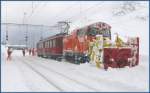 ABe 4/4 II mit x rot 9218 in Ospizio Bernina. (01.12.2009)