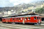 RhB BERNINA-EXPRESS B 421 von St.Moritz nach Pontresina am 10.05.1994 in St.Moritz mit den Triebwagen ABe 4/4II 42 - ABe 4/4II 48. Hinweis: Die Kompo des BERNINAEXPRESS aus Chur nach Tirano werden erst in Pontresina bernommen!
