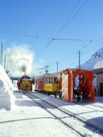 RhB SCHNEERUMZUG 4421 fr GRAUBNDEN TOURS am 08.02.1997 von Ospizio Bernina nach Lago Bianco km 25,000 in Ospizio Bernina mit ABe 4/4II 41 - B 2091 - X 9132.