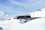 RhB DAMPFEXTRAZUG 3423 fr GRAUBNDEN TOURS von Ospizio Bernina nach Lago Bianco km 24,000 am 21.02.1998 auf Brcke am See mit Dampflok G 3/4 1 - B 2060 - D 4052I - A 1102 - Xk 9398.