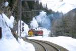 RhB DAMPFSCHNEESCHLEUDER-Extrazug fr GRAUBNDEN TOURS 4448 von Cavaglia nach Alp Grm am 01.03.1997 im Val Pila mit Dampfschneeschleuder X rot d 9213 - Triebwagen ABe 4/4II 48. Hinweis: Aufnahmen vom auf Sicht vorausfahrenden Rumzug!
