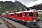 R4656 mit ABe 4/4 III 56  Corviglia  und 52  Brusio  in Pontresina. (09.06.2020)