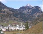 Der Regionalzug nach St.Moritz hat soeben Poschiavo, den Hauptort des Puschlav, verlassen und windet sich in mehreren Kehren ber Privilasco und Cadera nach Cavaglia hinauf, das im Einschnitt beim