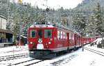 RhB - Regionalzug 1650 von Tirano nach St.Moritz am 04.10.2008 Einfahrt Pontresina mit Triebwagen ABe 4/4 II 41 - ABe 4/4 II 42 - BD - AB - ...
