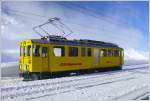 Wetterumschwung am Berninapass. Xe 4/4 9922 in Ospizio Bernina 2253m.
Aufnahme: 12.01.2010 um 12.02Uhr Langsam aber stetig berholt uns die Nebelsuppe.