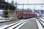 ABe 4/4 II 44 und ABe 4/4 II 45 erreichen am 28.3.10 Pontresina.