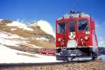 RhB GmP 4435 von St.Moritz nach Tirano am 09.03.1998 Ausfahrt Alp Grm mit Triebwagen ABe 4/4II 44 - ABe 4/4II 47 - BD 2474 - AB 1545 - Rpw 8291 - Rpw 8279 - Gb 5019.