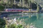 Der Bernina Express nach Tirano/It.kurz vor Miralago(965 m..M.)14.10.11